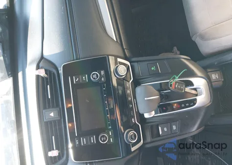 2018 Honda Cr-V Lx z USA, uszkodzony, nr VIN 2HKRW6H34JH231138